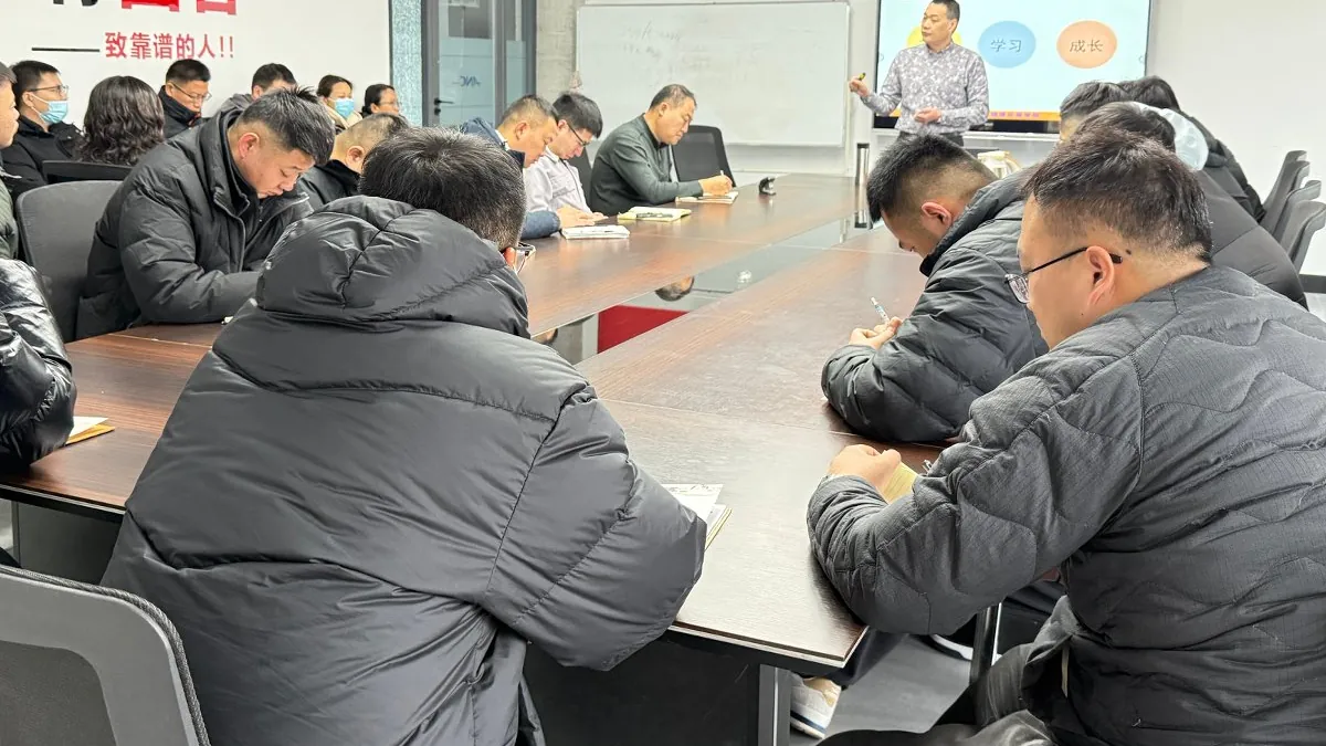 「十五五」中小企业规划定了数智化达标线：制造业 B2B 销售该问客户的四个问题