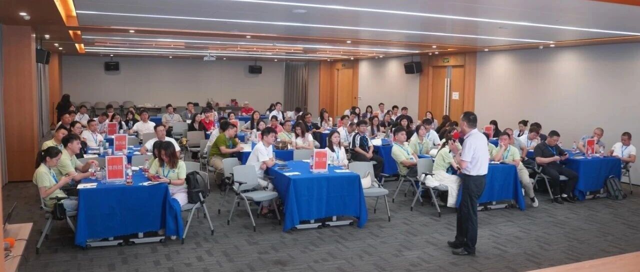 不建议领导"随便讲话"，因为讲话只有三个目的