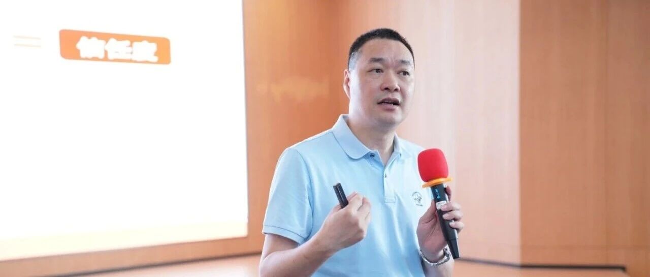 国庆这 7 天,是全年唯一没有业绩压力的窗口—— 用来带人,最划算 。